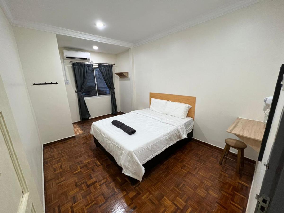 Homestay Suria Kuala Kangsar Ngoại thất bức ảnh